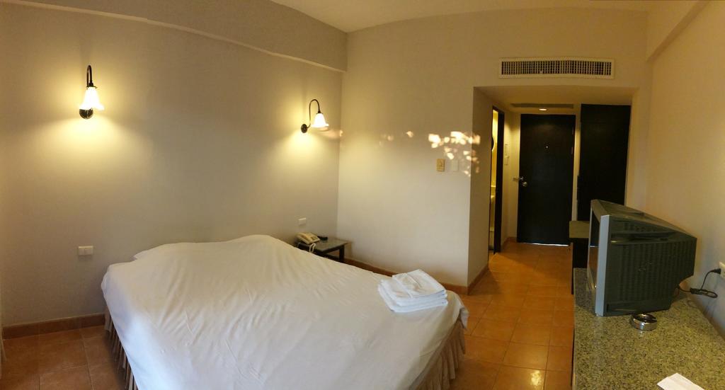 Jinny Guest house 2*